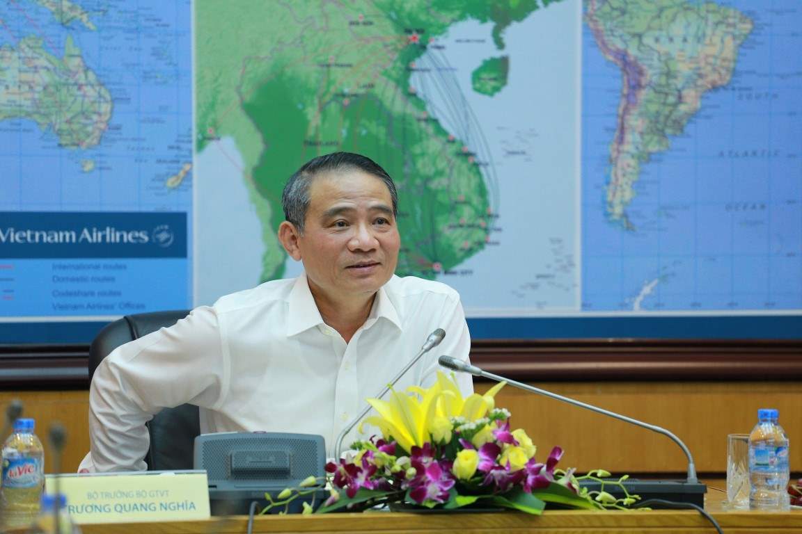 Bộ trưởng Bộ GTVT Trương Quang Nghĩa phát biểu tại buổi làm việc với TCTHKVN. 